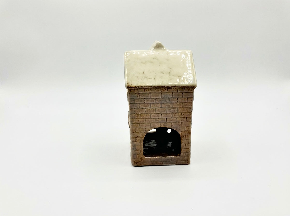 Tea Light House “The Crown”