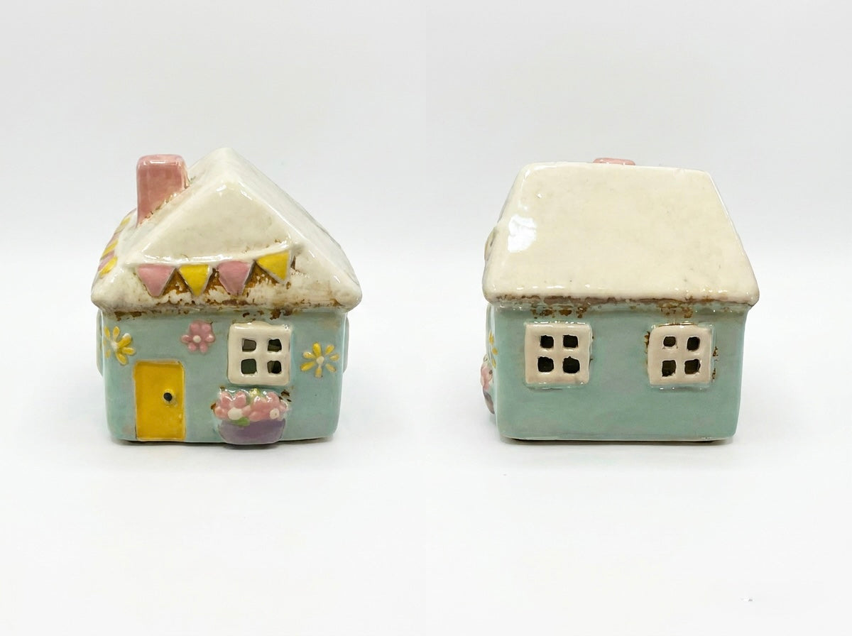 “Sweet Cottage” Tea Light Holder